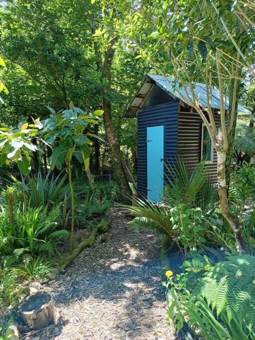Gumboot Paradise Eco Stay Barrytown Extérieur photo